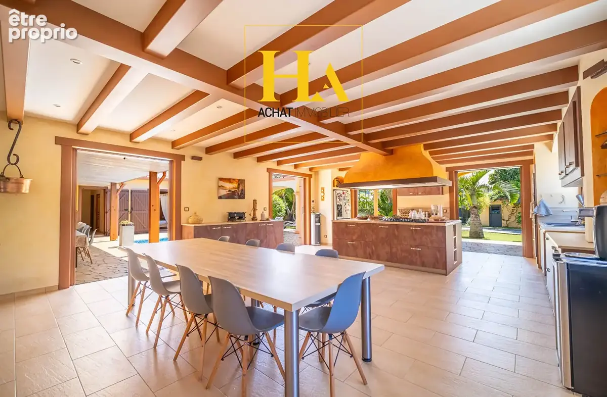 SAINT JOSEPH Carosse - Maison 250m²  avec piscine - photo 3