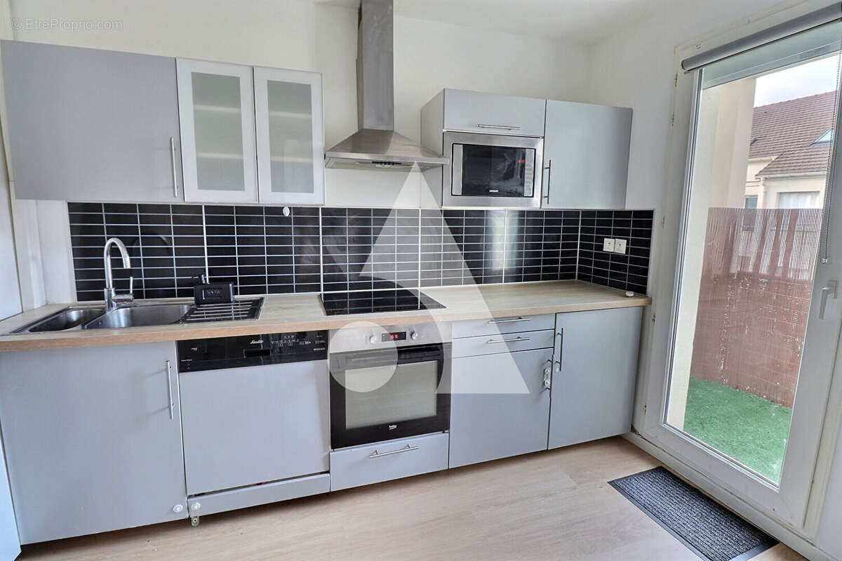 Appartement à SAINT-OUEN-L'AUMONE