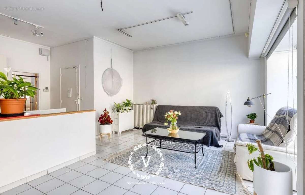 Appartement à PARIS-20E