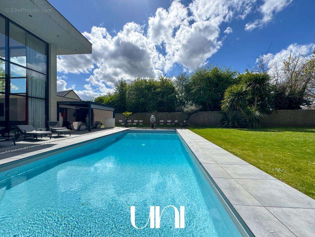 Maison à SAINT-CONTEST