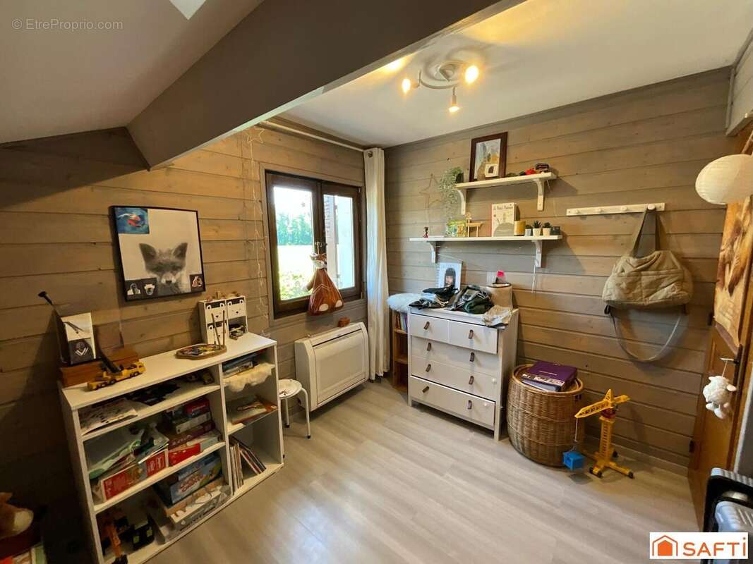 Maison 140 m² à Vions  - photo 5