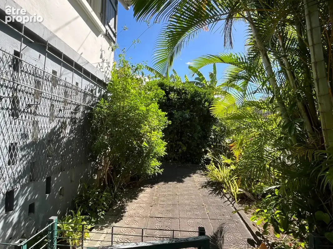 Maison à vendre 4 pièces SAINT DENIS (974) - photo 7