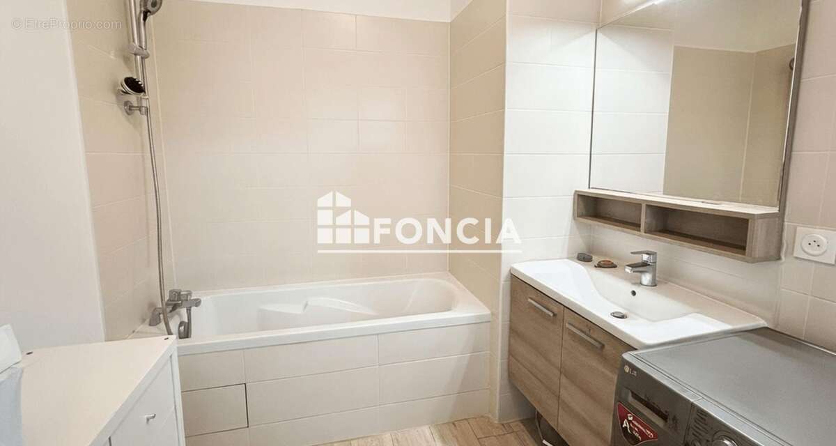Appartement à BAGNEUX