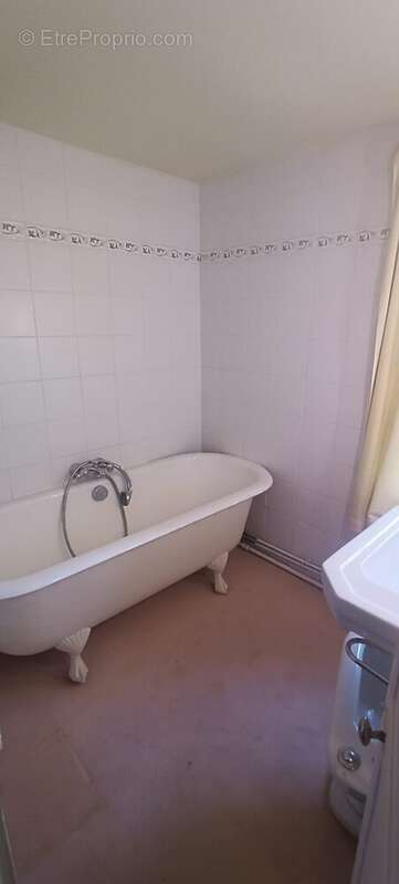 Maison à LE BREUIL-EN-AUGE