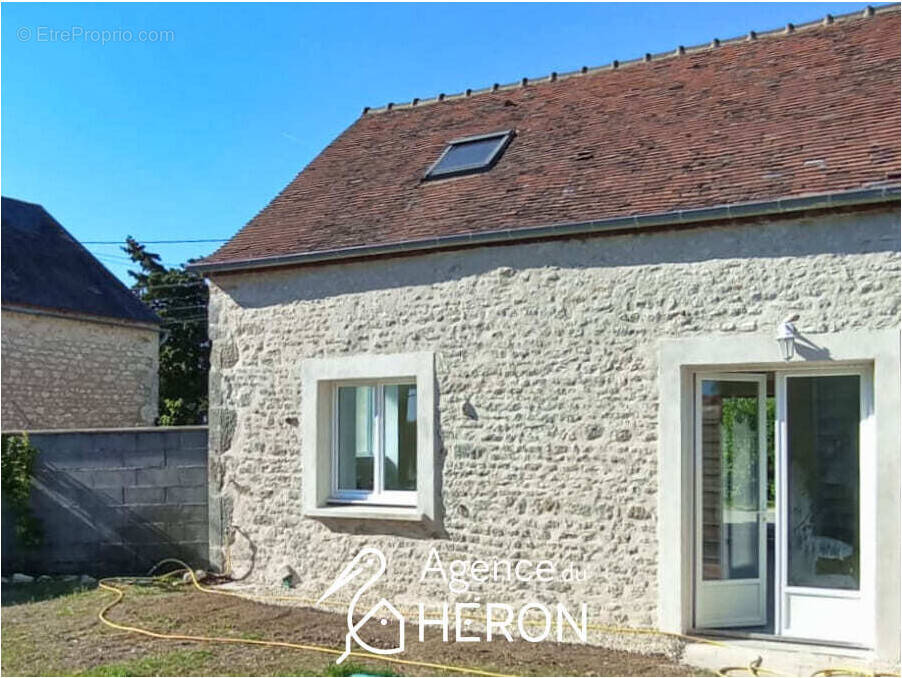 Maison à BEAUNE-LA-ROLANDE