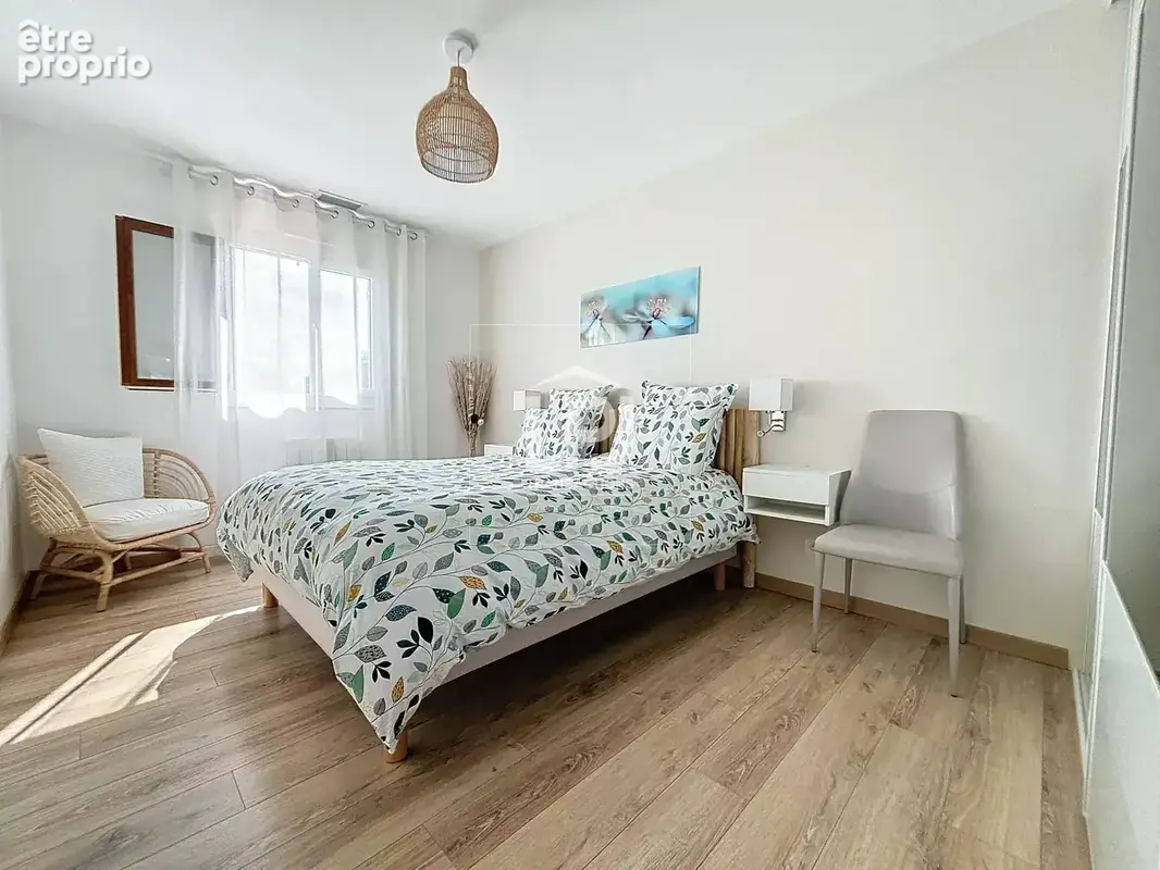 Magnifique maison T4 de plain-pied de 118 m² sur une parcelle arborée de 1 400 m² avec piscine et vaste garage - photo 10