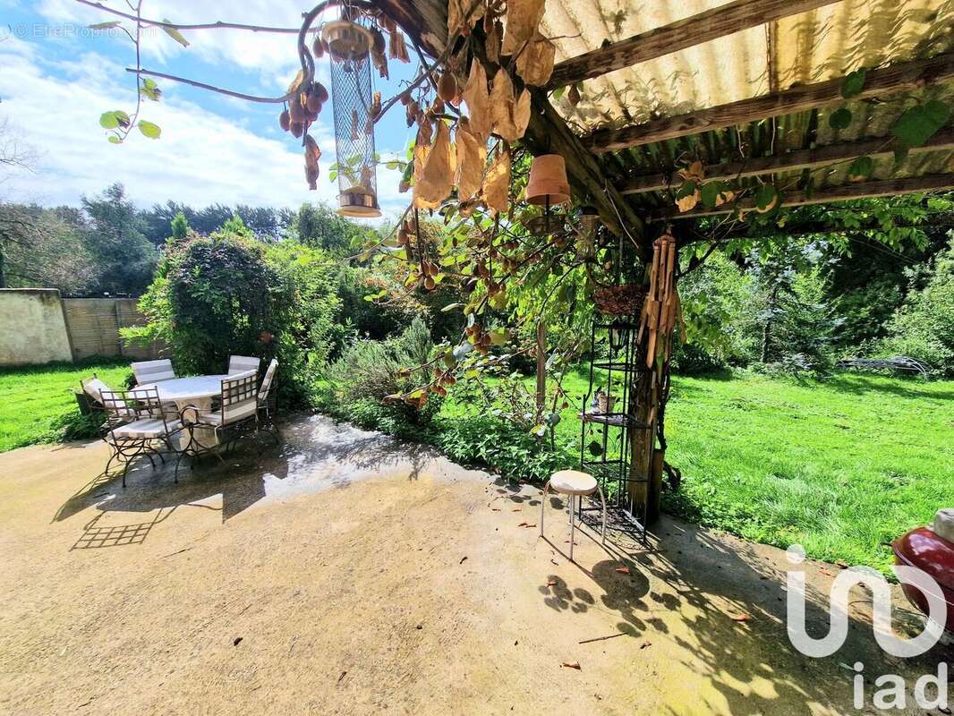 Photo 3 - Maison à TOUCY