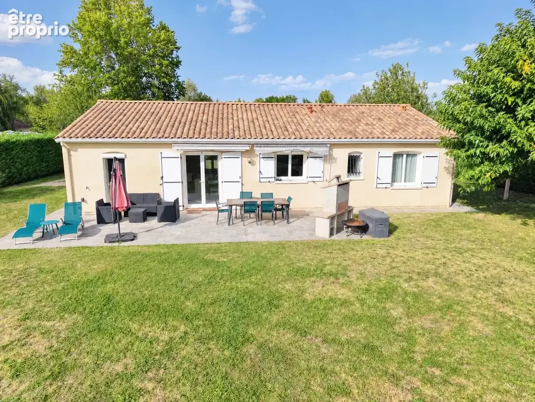 Plain pied 98 m², 5 pièces, 3 chambres - photo 2