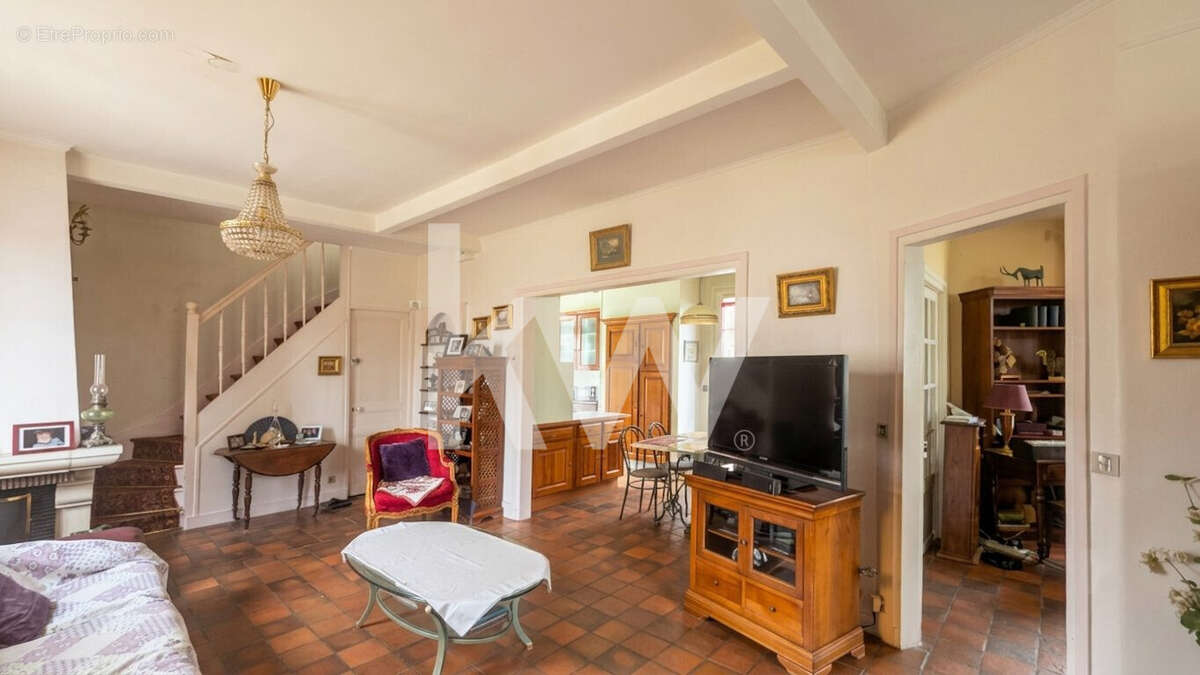 Maison 145 m² à Deuil-La-Barre  - photo 4