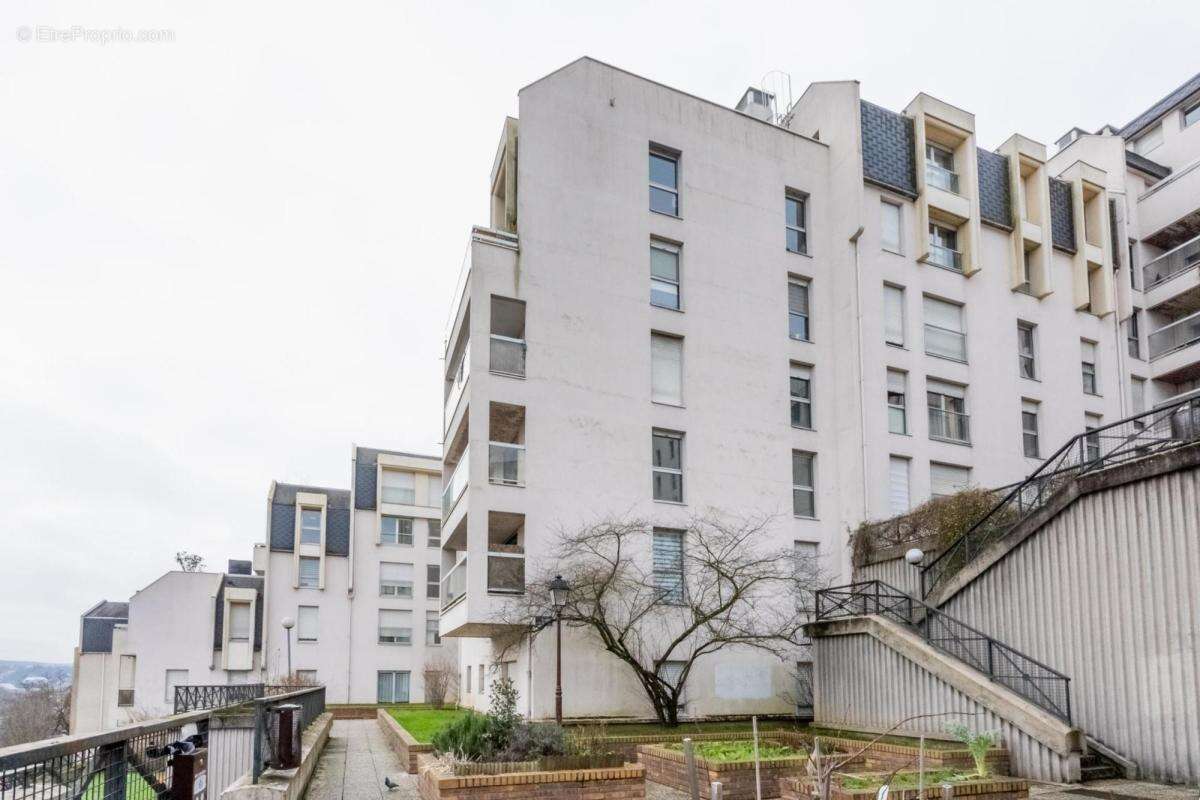 Appartement à SAINT-CLOUD