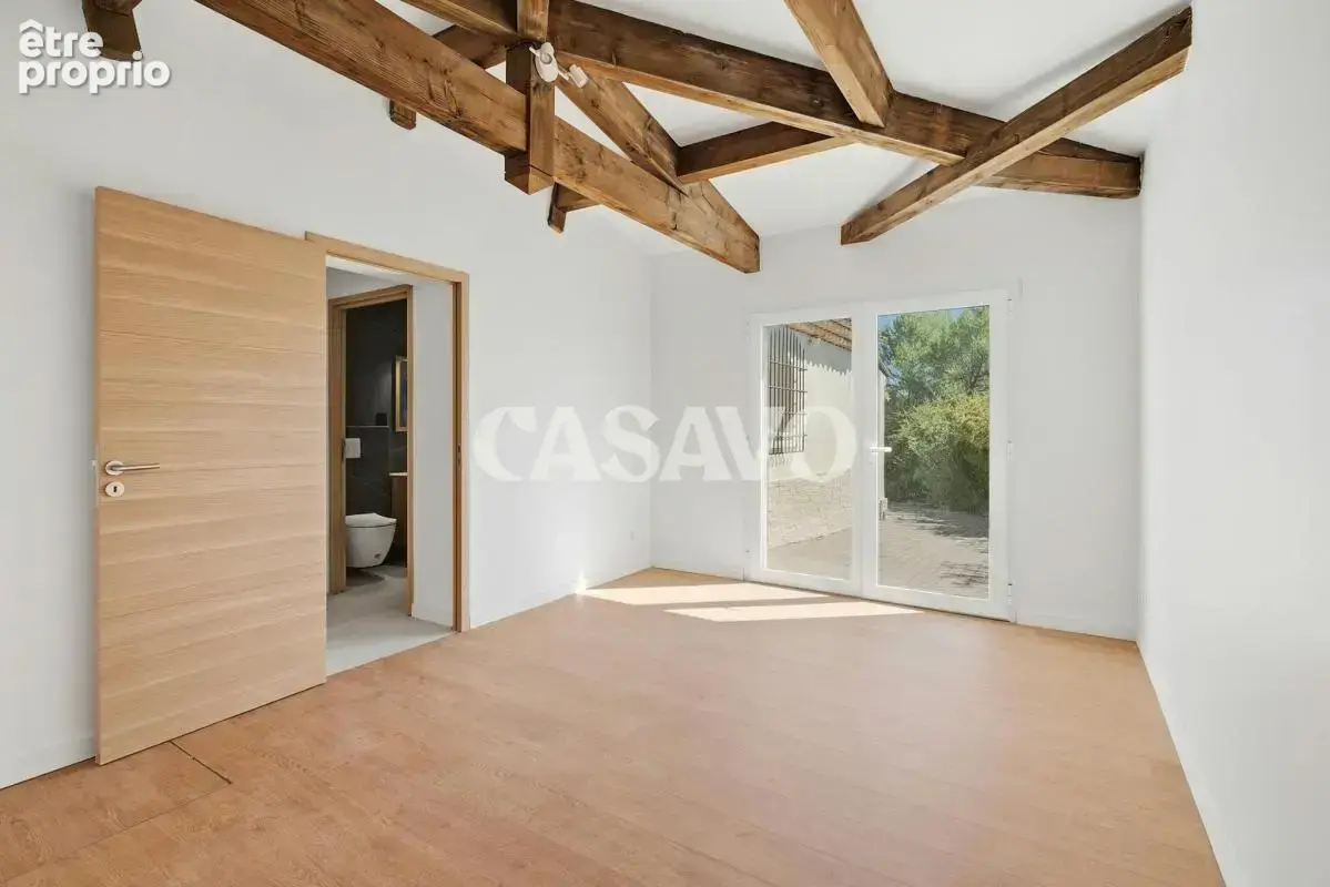 Vente Maison 5 pièces de 240m² - 13410 Lambesc - photo 22