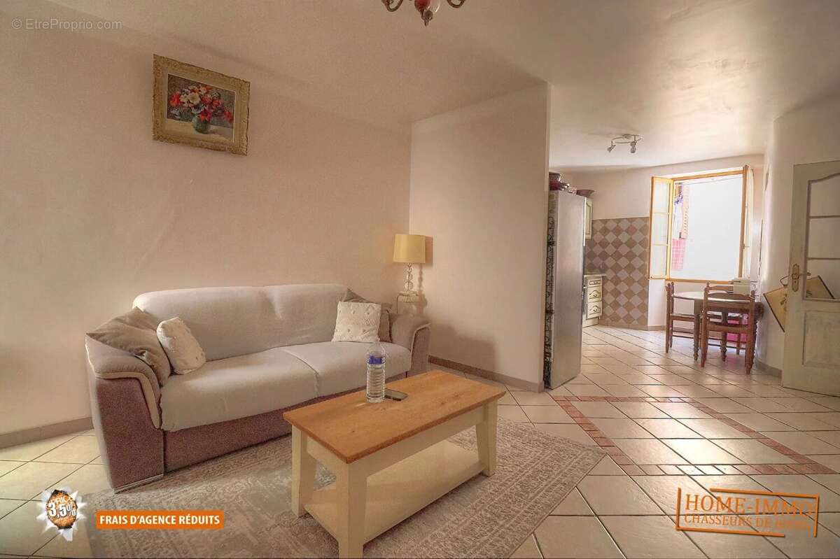 Appartement à VALLAURIS