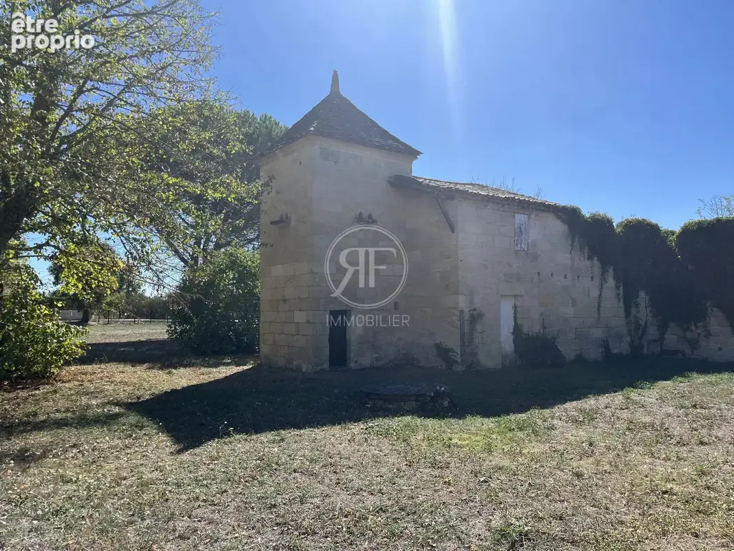 Maison en pierre avec dépendances et terrain de plus de 6 700 m² - photo 27