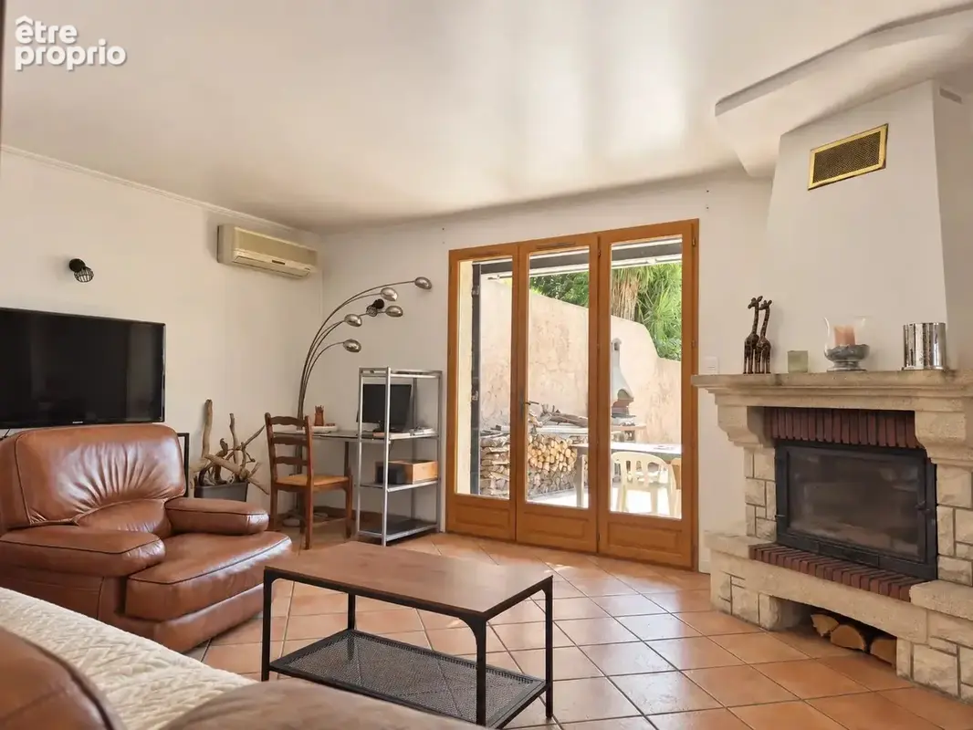 Saint-Martin-du-Var//Maison 5Pièces//140 mM² - photo 17