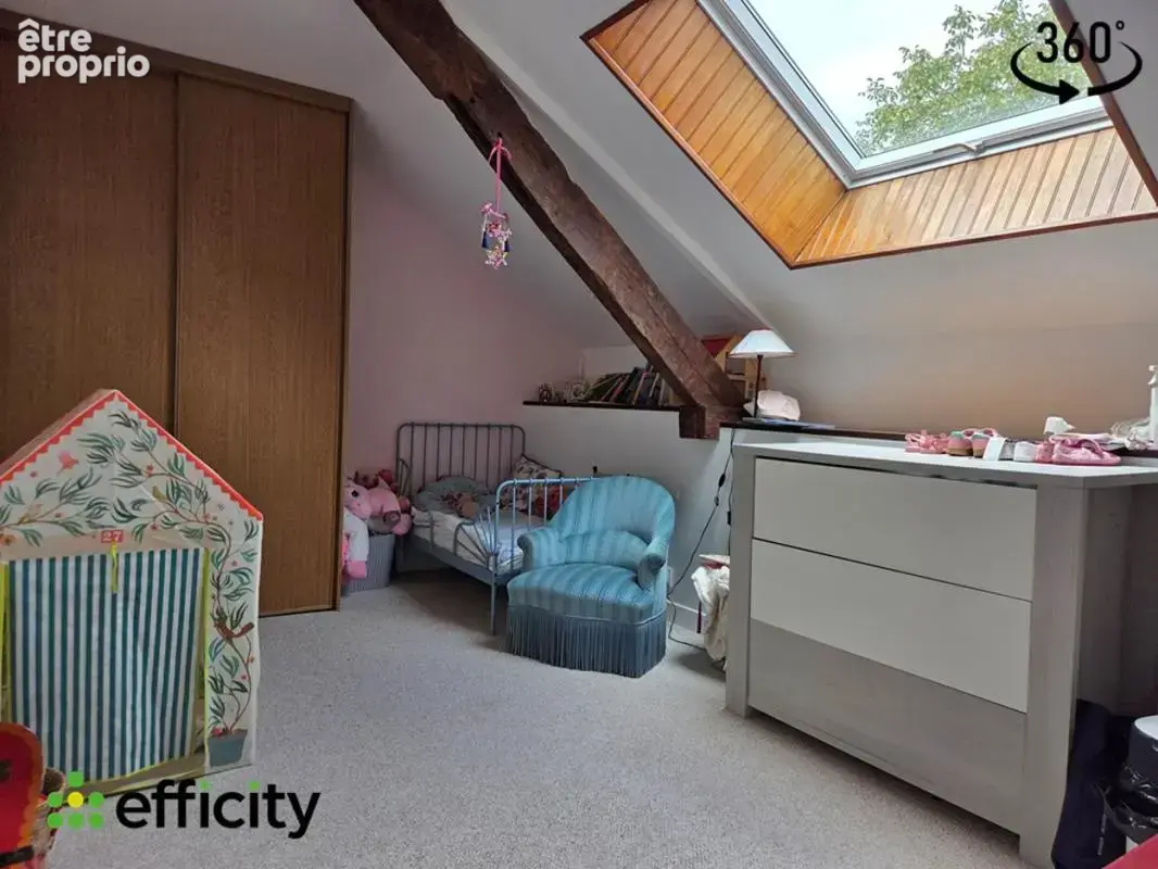 Maison 6 pièces 143 m² à vendre à La Chapelle-Des-Fougeretz (35520) - photo 8