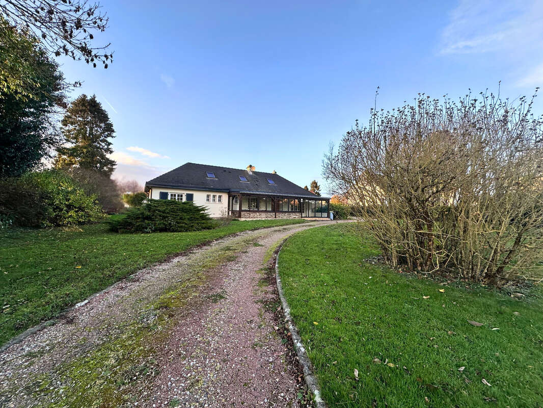 Maison à VILLERS-BOCAGE