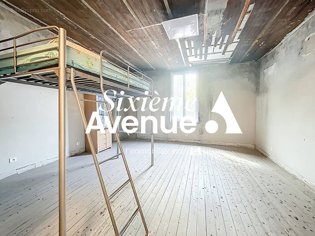 Appartement Saint Symphorien D Ozon 3 pièces 75 m² + combles aménageables et garage - photo 1