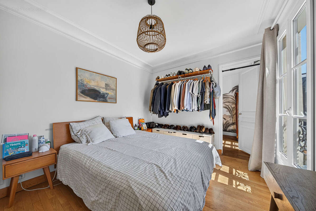 Appartement à PARIS-20E