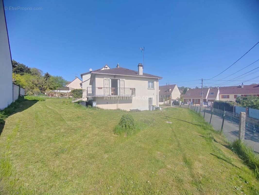 Maison à MONTFERMEIL