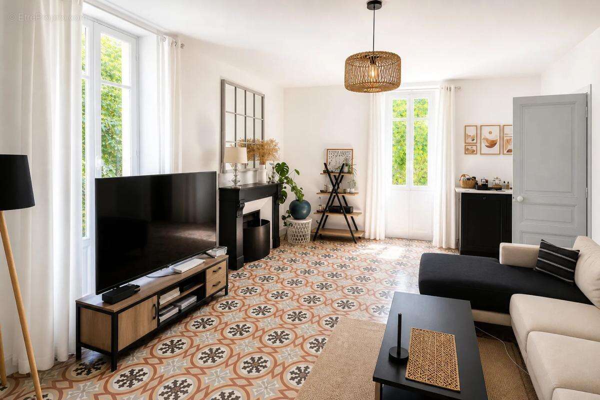 Maison de 12 pièces de 306 m² à Maylis - photo 5