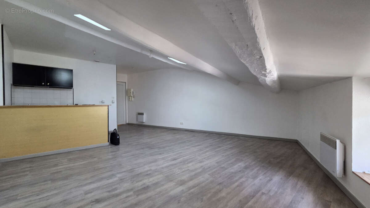 Immeuble à vendre de 80 m2 - photo 4