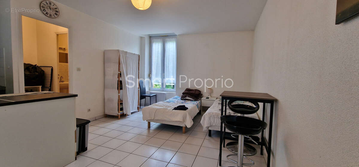 Appartement à SEGRE