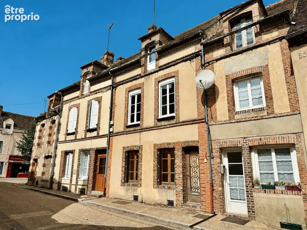 Maison à LONGNY-AU-PERCHE