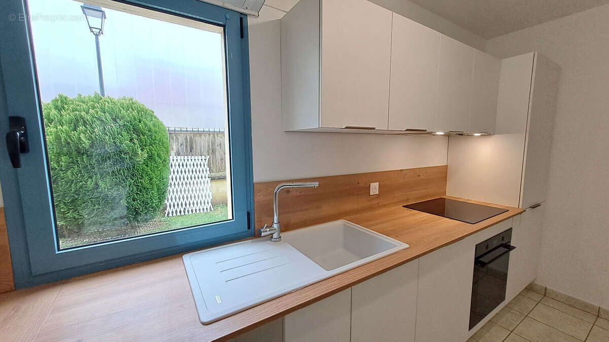 Appartement à SAINT-REMY-LES-CHEVREUSE