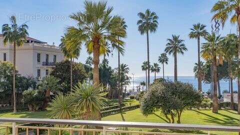 Appartement à CANNES