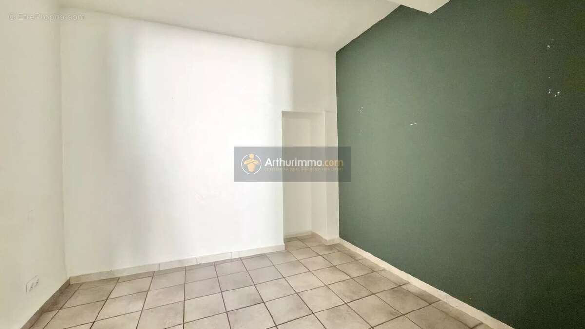 Appartement 27 m² à Puget-Sur-Argens  - photo 4