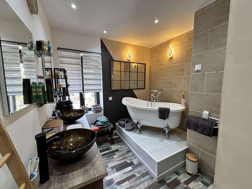 Maison à LE QUESNOY