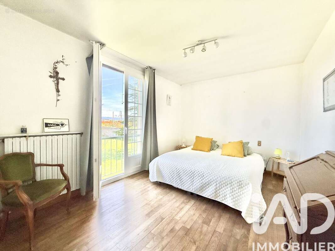 Maison 205 m² à Bram  - photo 9