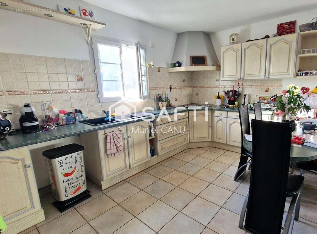 Maison 87 m² à La Laigne  - photo 4