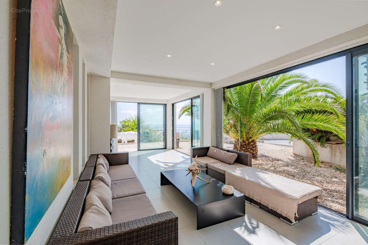 Appartement à LES ISSAMBRES