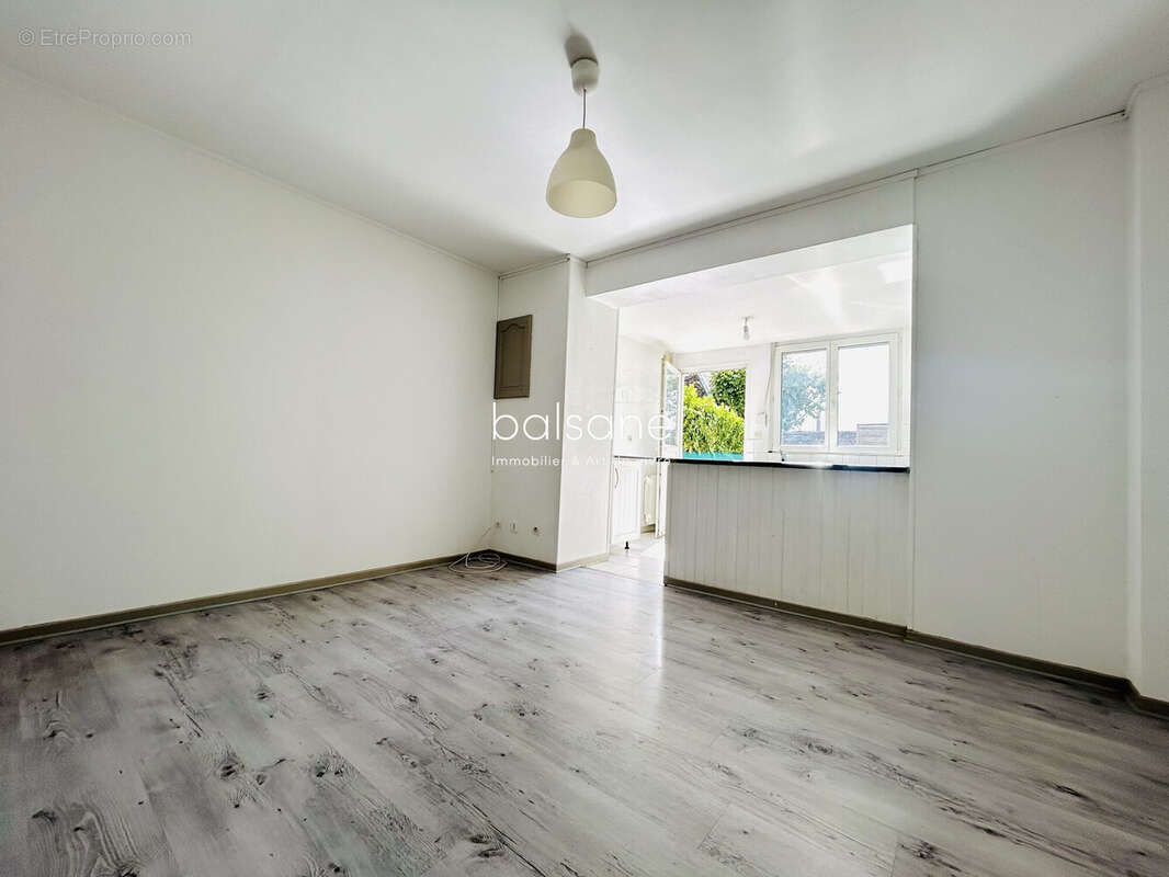 Maison à DEVILLE-LES-ROUEN