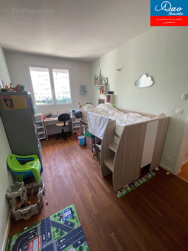 Saint André les Vergers - Appartement 3 chambres avec terrasse et garage - photo 13