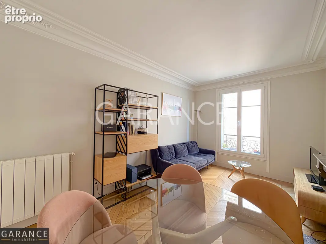 Appartement à PARIS-14E