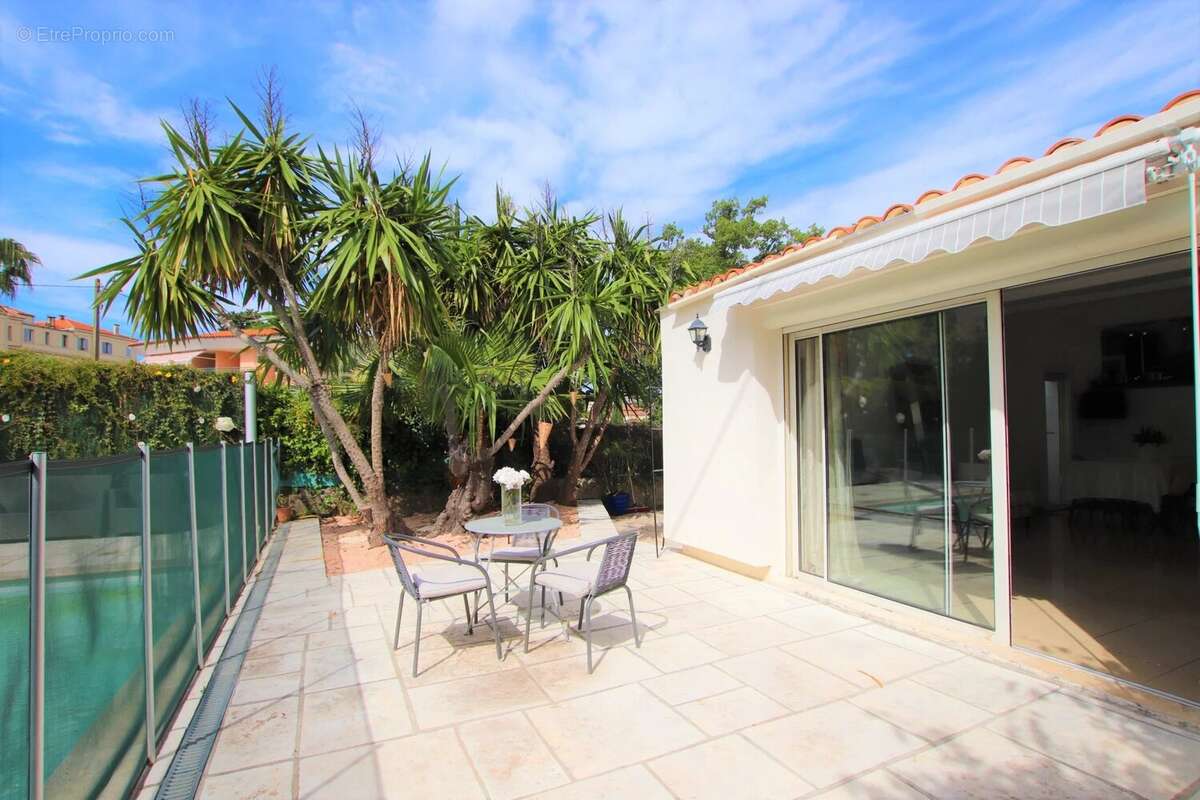 Superbe maison individuelle en plein coeur de cannes! - photo 3