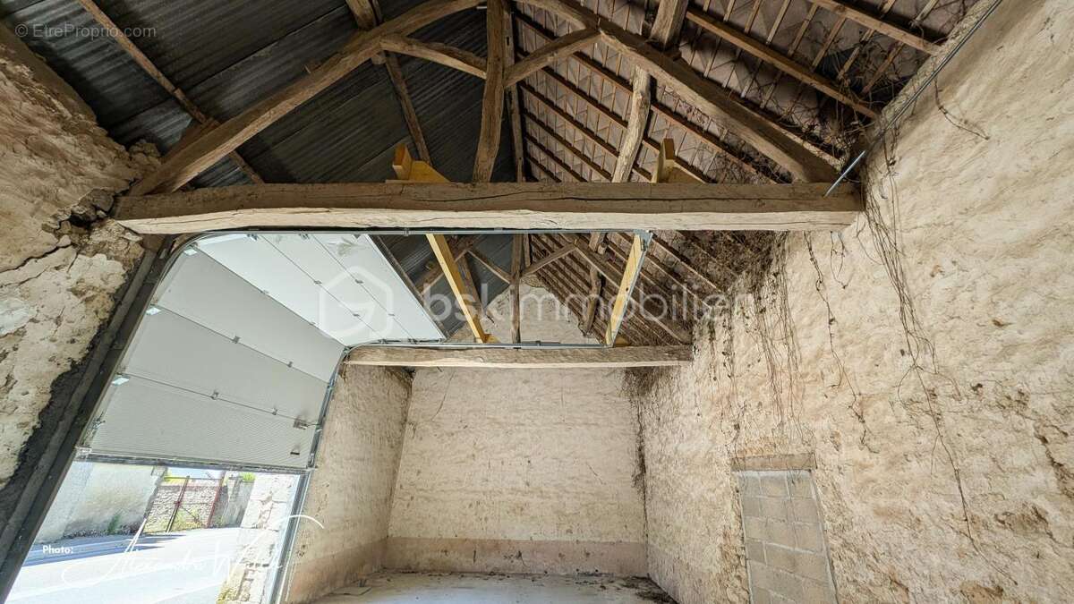 Grange à fort potentiel – Orgères-en-Beauce - photo 7