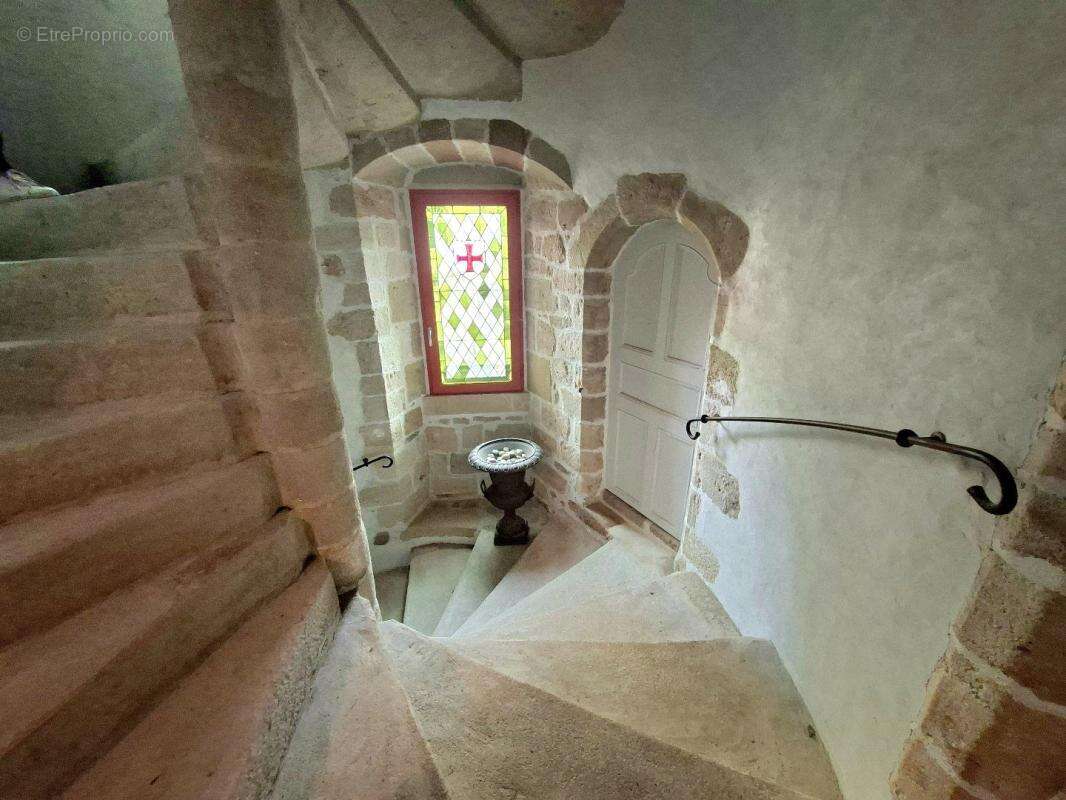 Maison à BEAULIEU-SUR-DORDOGNE