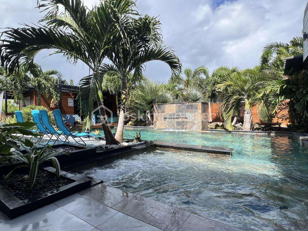 Ensemble de 2 villas t8 et t5 avec piscines de 254 m2 et 120 m2 sur un terrain de 2054 m2 - photo 29