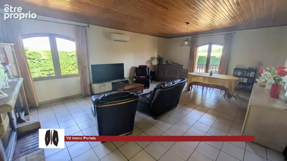Maison 5 chambres au centre de Portets - photo 7
