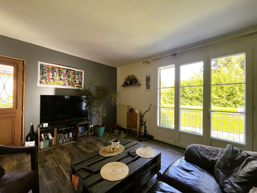 Maison à SAINT-PREST