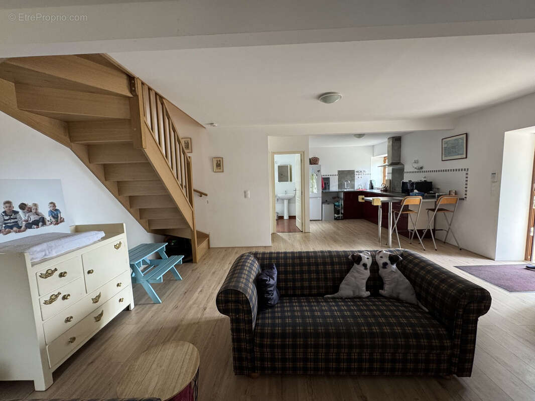 Ensemble immobilie de 2 maisons prêtes à vivre, sans voisin proche ! - photo 16