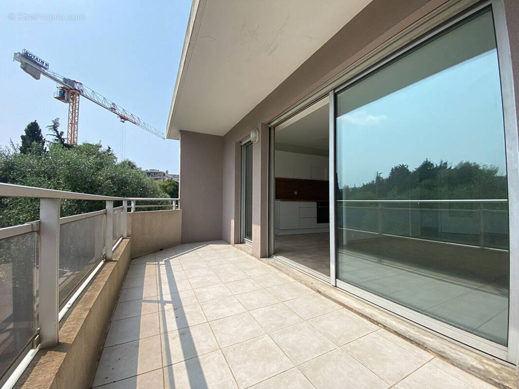 Appartement à LE CANNET