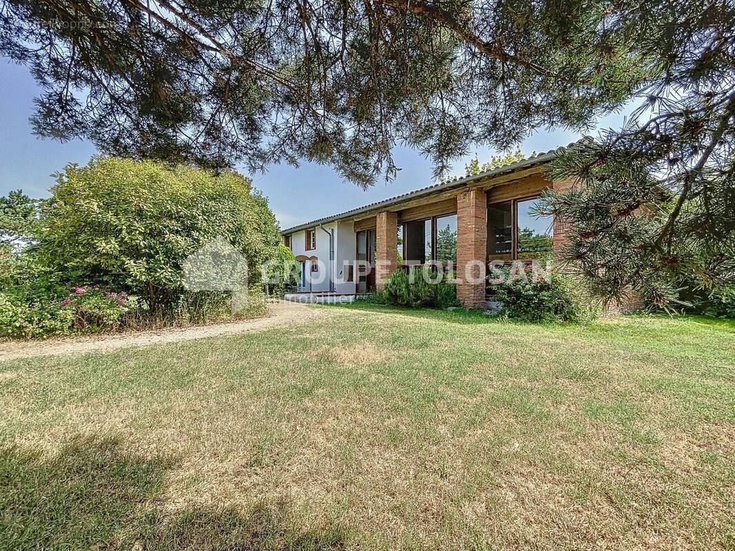 Maison à DREMIL-LAFAGE