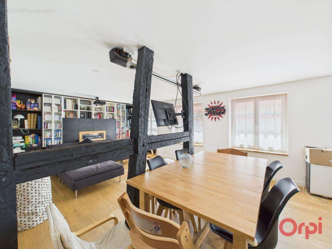 À vendre – Appartement 3 pièces de 81 m² – Strasbourg Centre - photo 3