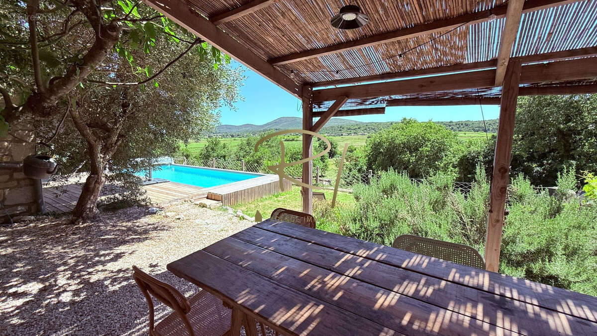 Maison à SAINT-ANDRE-DE-CRUZIERES