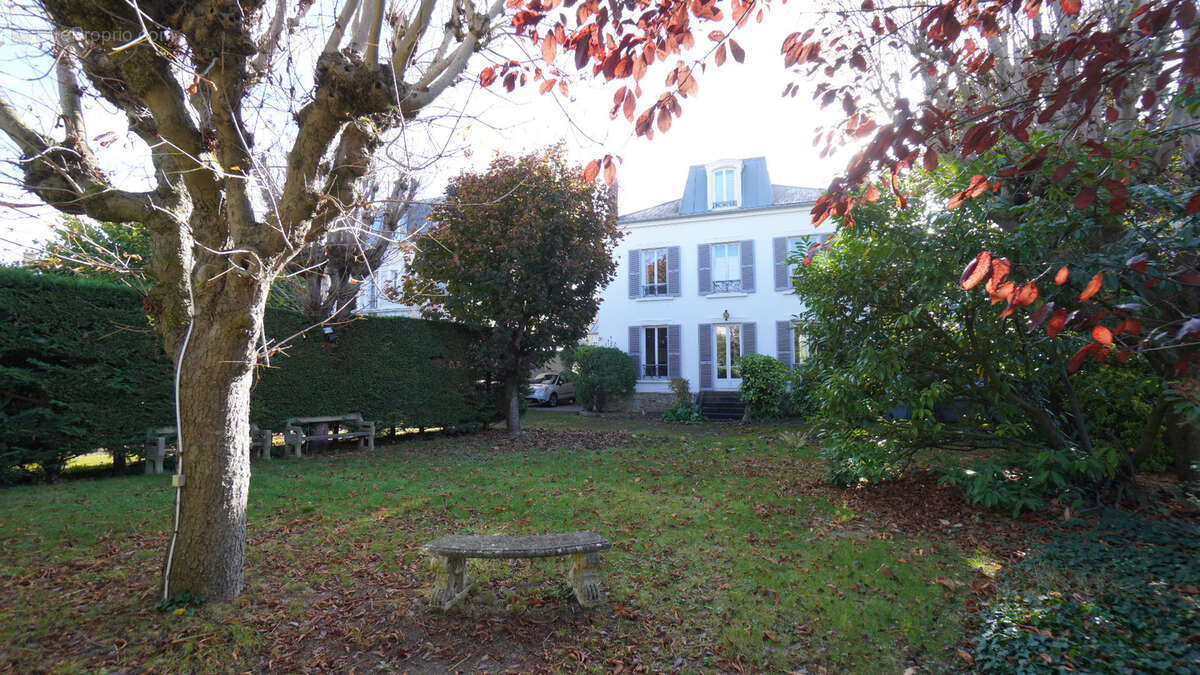 Maison à vendre 10 pièces ARGENTEUIL (95) - photo 5