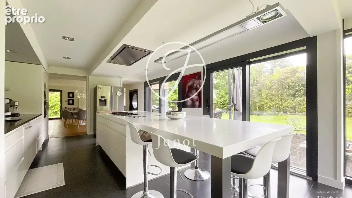 GRUSON - Maison à vendre - 7 pièces - 242m² - 4 chambres - Jardin - Garage - Carport - photo 3